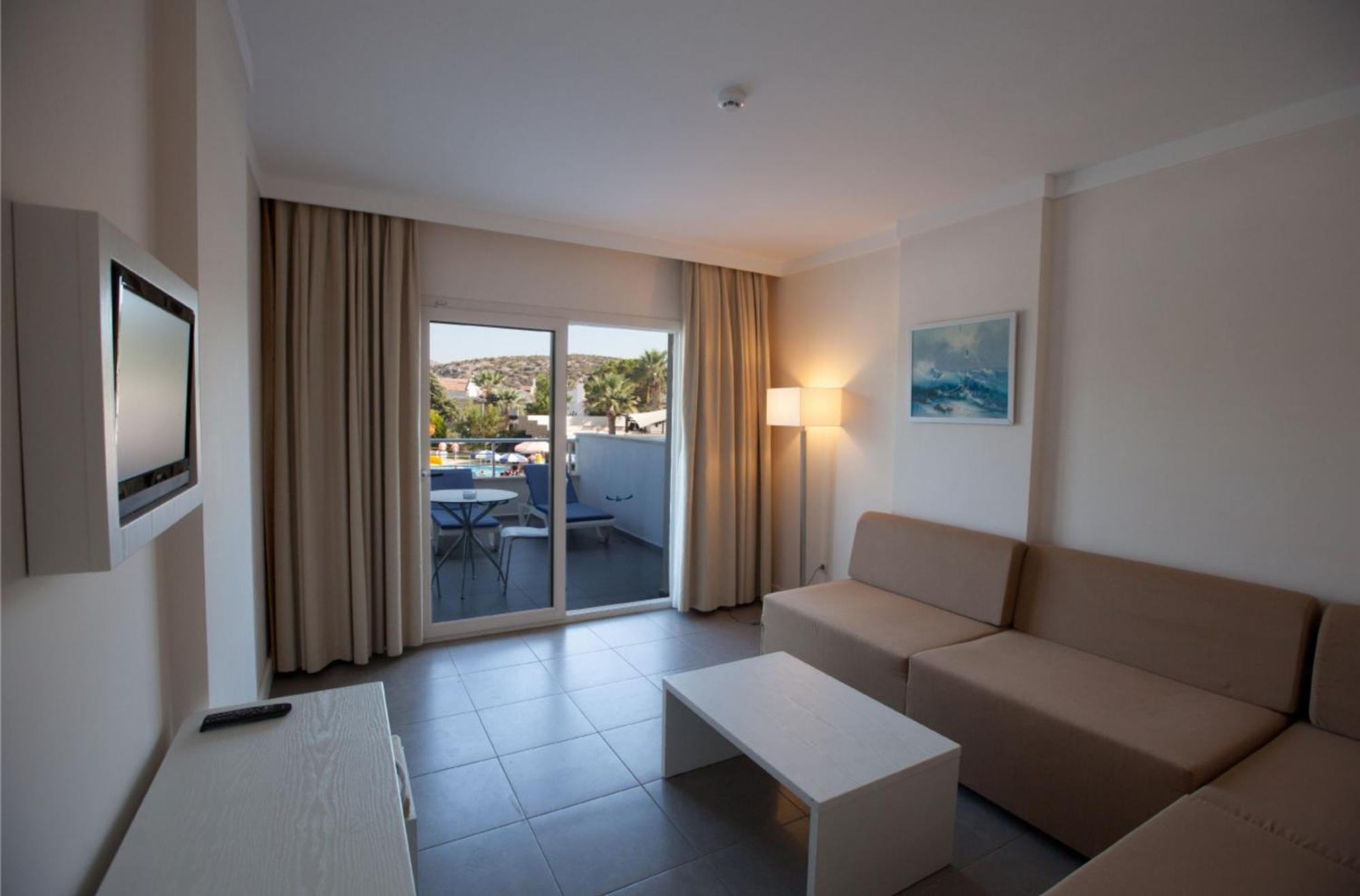 Batihan Beach Resort & Spa Kuşadası Ngoại thất bức ảnh