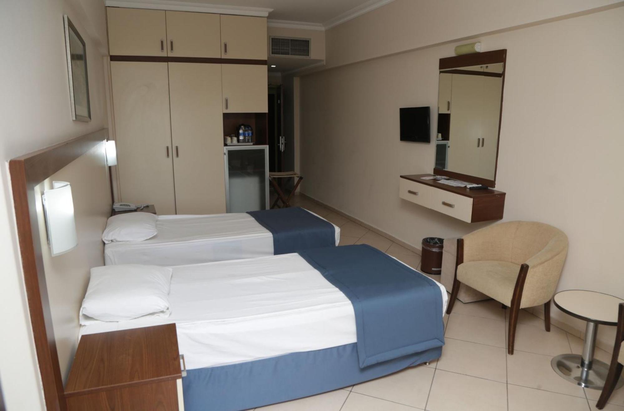 Batihan Beach Resort & Spa Kuşadası Ngoại thất bức ảnh