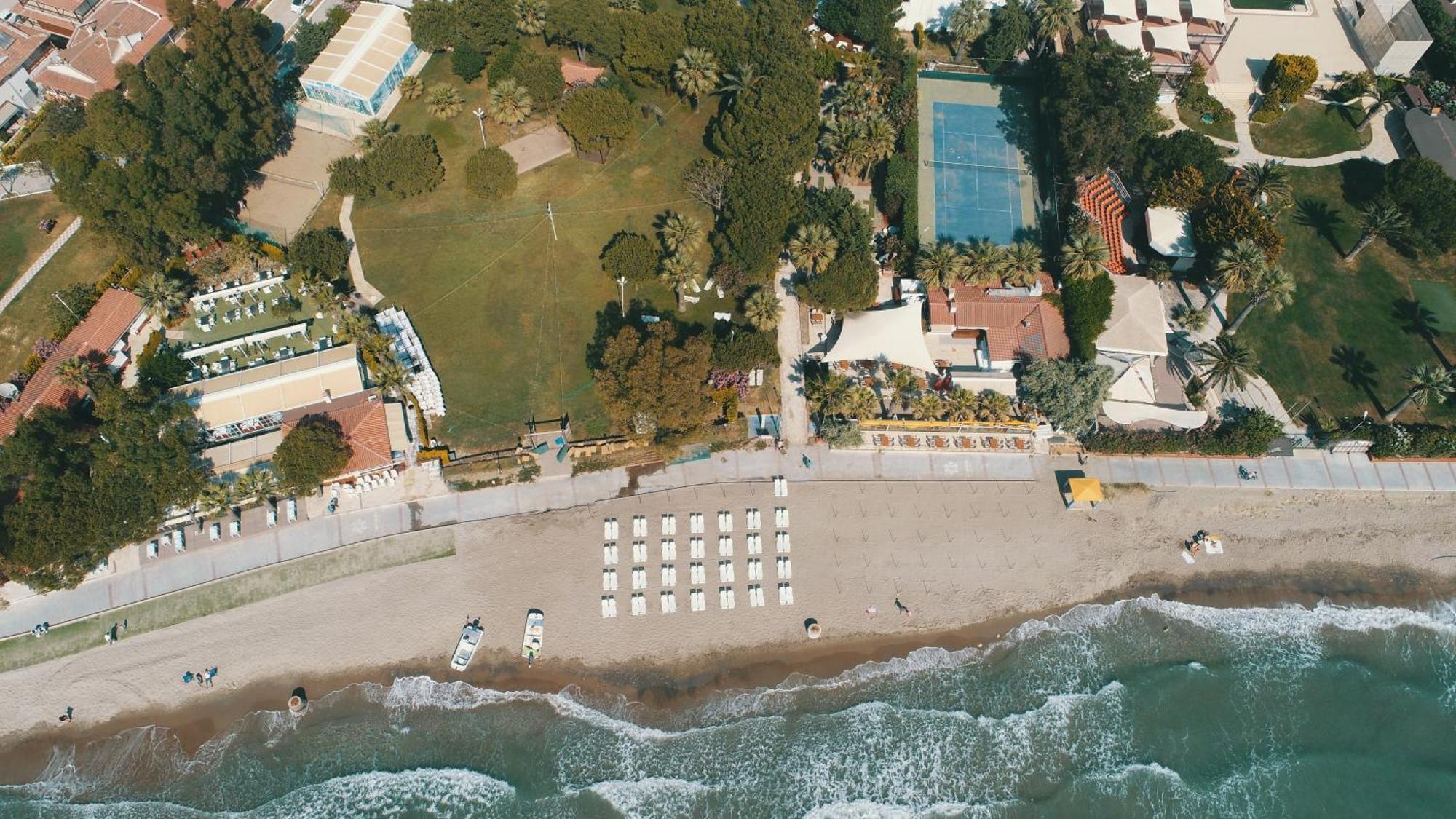 Batihan Beach Resort & Spa Kuşadası Ngoại thất bức ảnh