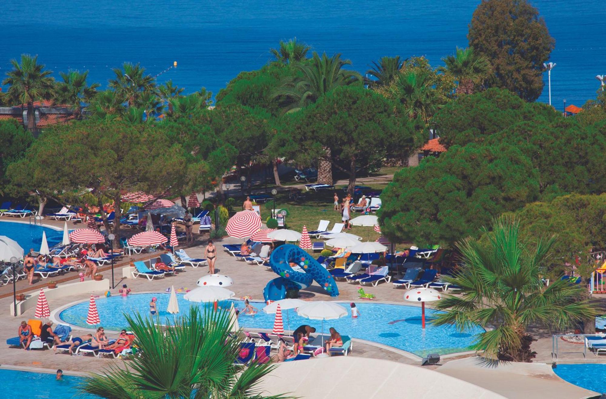 Batihan Beach Resort & Spa Kuşadası Ngoại thất bức ảnh